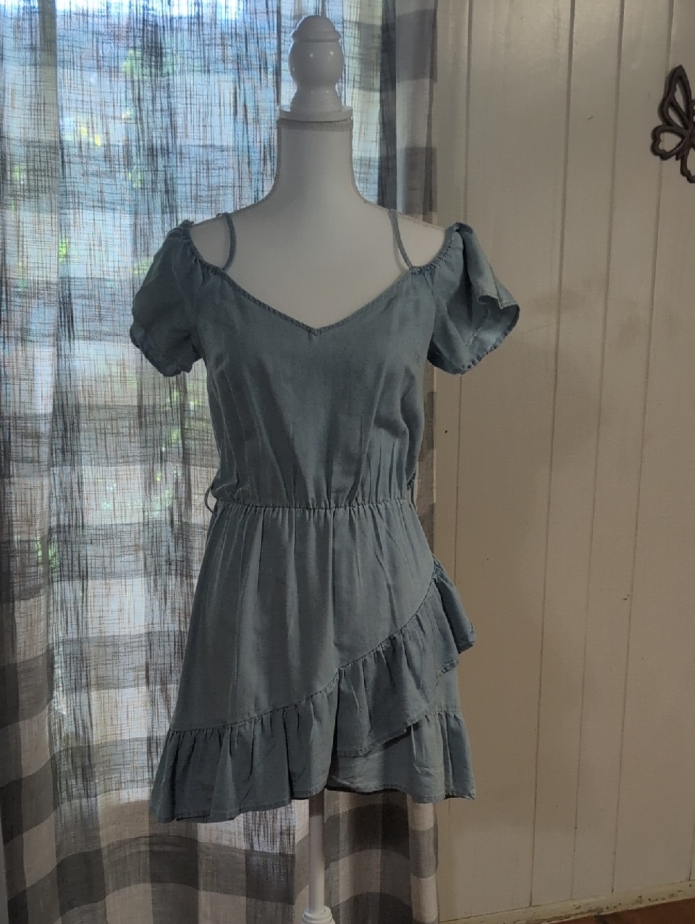 Love Tree Chambray Ruffle Dress.